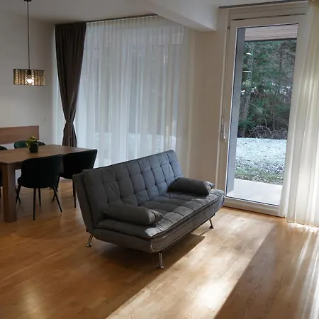 Apartma My Hill 4 Appartement *