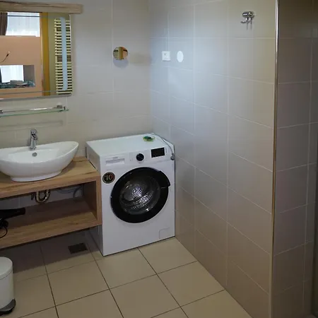 Apartment Apartma My Hill 4 *